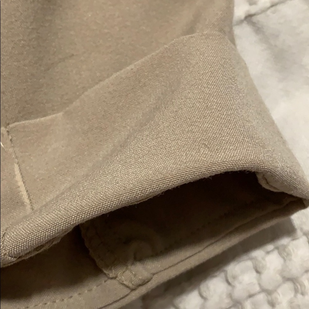 Blazer - Picture 5 of 5